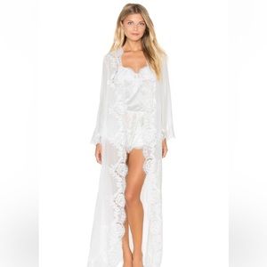 Homebodii Helena Long Robe
